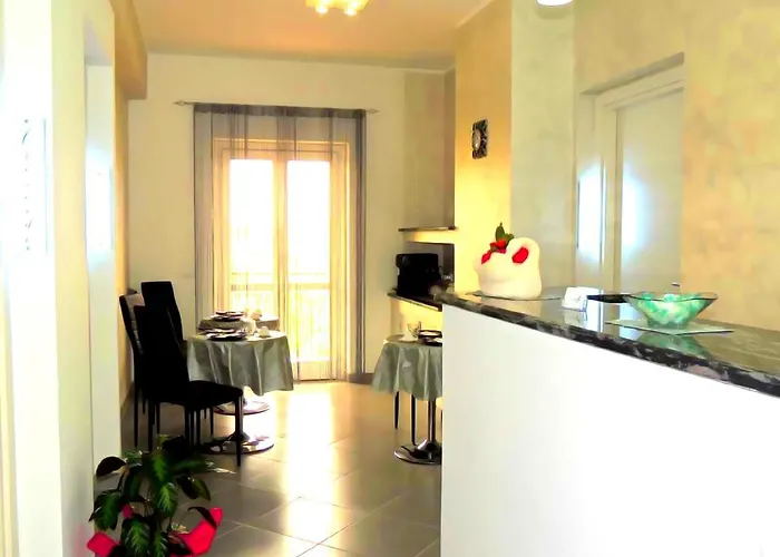 Le Ninfe לינה וארוחת בוקר סנטה דומניקה