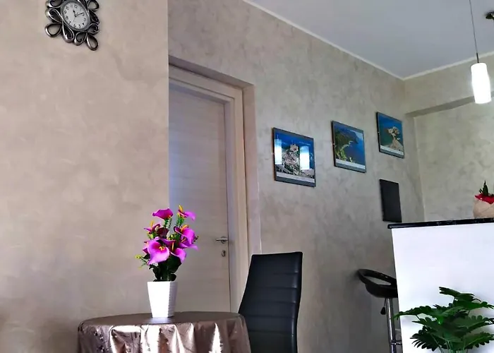 Le Ninfe לינה וארוחת בוקר סנטה דומניקה