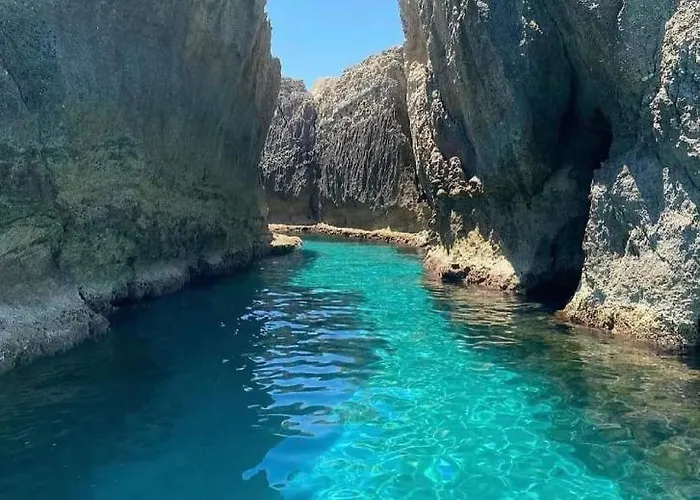 Le Ninfe לינה וארוחת בוקר